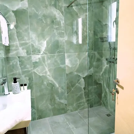 Sea View, Kaizer Throne, Lalis House 度假居 *