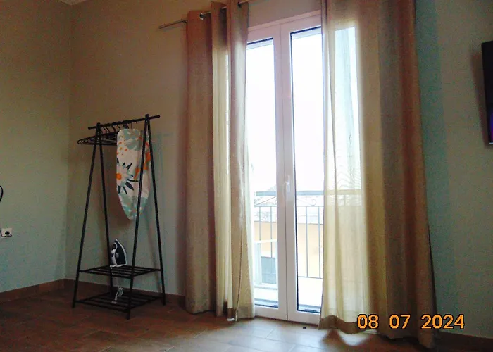 Sea View, Kaizer Throne, Lalis House Pelekas