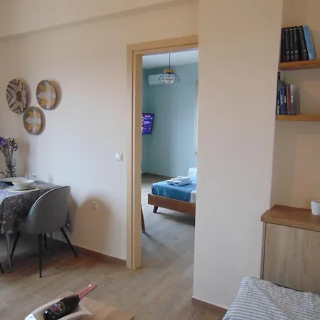 בית נופש Sea View, Kaizer Throne, Lalis House *