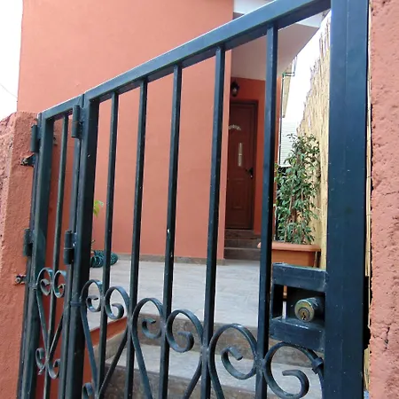 Сasa de vacaciones Sea View, Kaizer Throne, Lalis House *