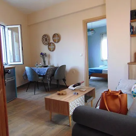 Sea View, Kaizer Throne, Lalis House Case de vacanță *