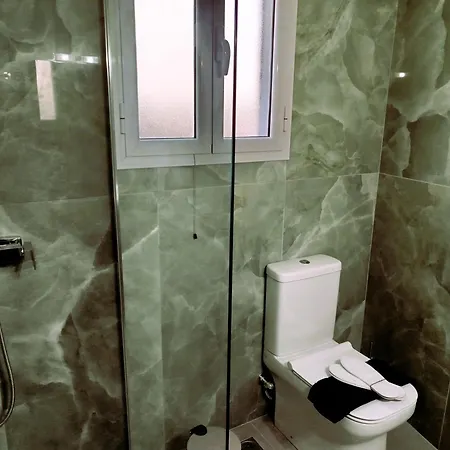 Sea View, Kaizer Throne, Lalis House Case de vacanță *