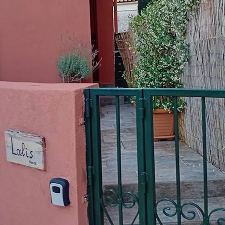 Sea View, Kaizer Throne, Lalis House Σπίτι διακοπών Πέλεκας