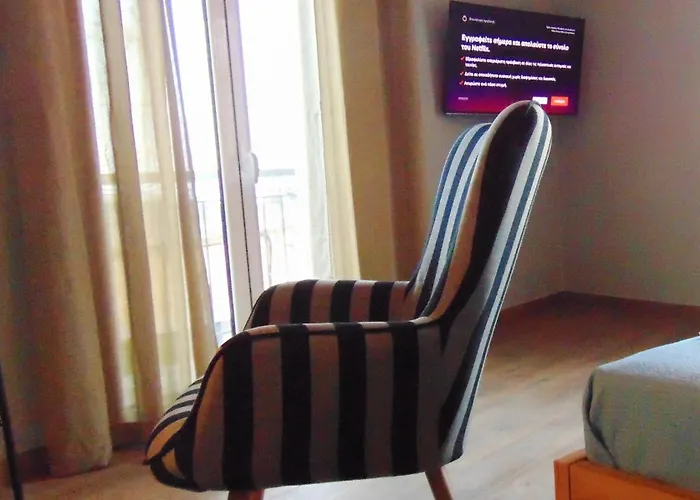 Sea View, Kaizer Throne, Lalis House *