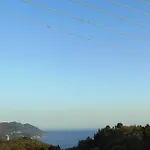 Sea View, Kaizer Throne, Lalis House *