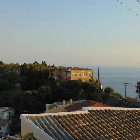 Sea View, Kaizer Throne, Lalis House * 펠레카스