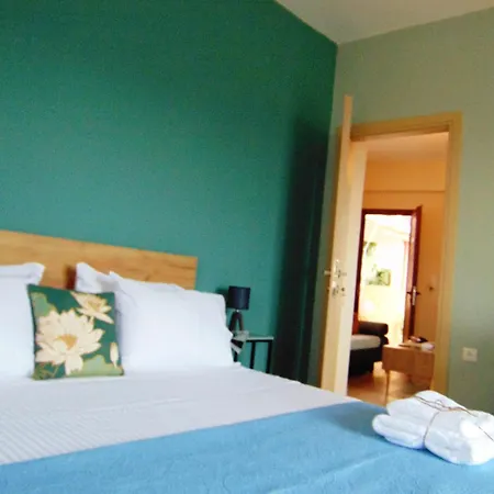 Sea View, Kaizer Throne, Lalis House 펜션 펠레카스